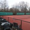 Winddoeken 9 Tennisbaandoek, winddoeken kopen. Maatwerk, vakwerk voor een scherp prijs. Diverse kleuren, maatwerk vakwerk. Winddoeken voor de bouw en uw tennisbaan.